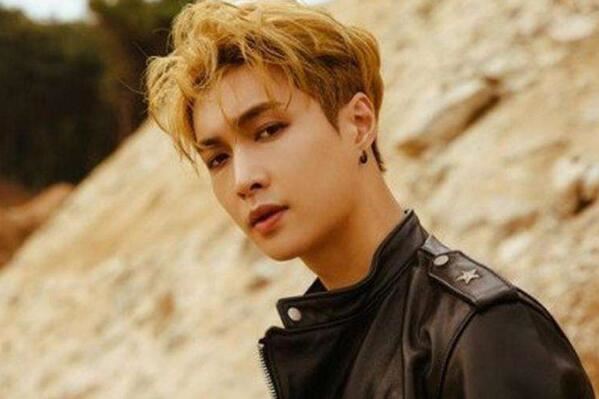 张艺兴个人资料简介及家世