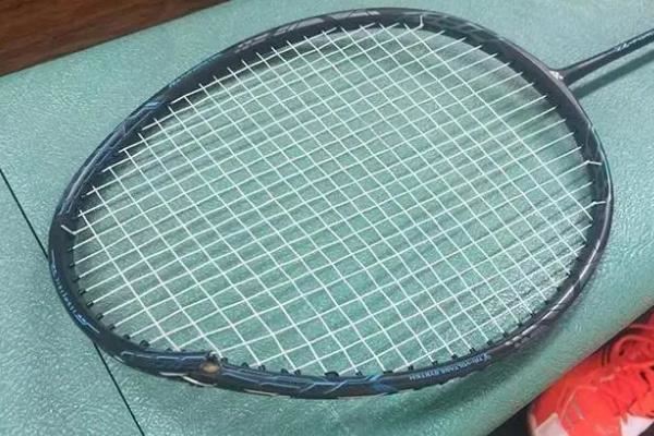 羽毛球拍线断了怎么修