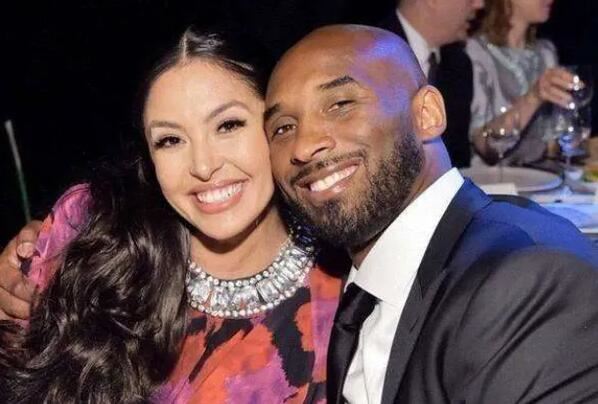 瓦妮莎出了多少次轨