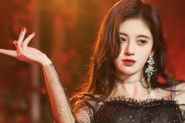 鞠婧祎个人资料原名叫什么