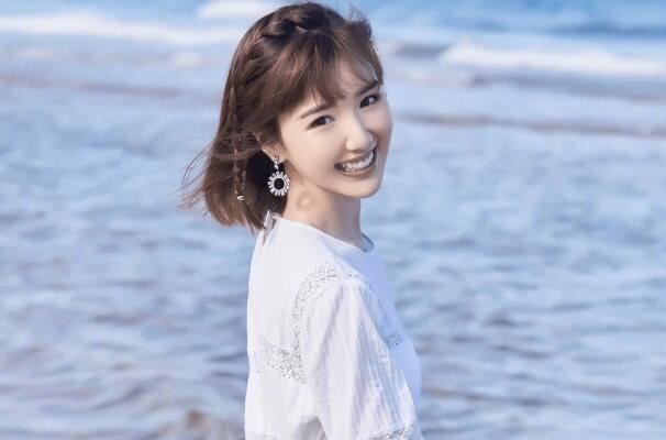 毛晓彤个人资料及图片