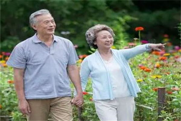 用什么方法怎样判断老人即将去世征兆