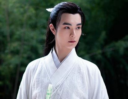 听心侠女与不问居士郑子健首次饰演男主