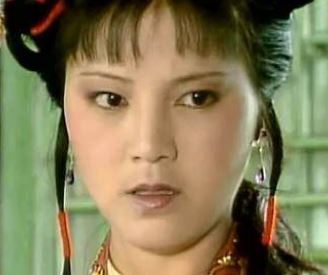 红楼梦贾府过春节时贾母为何要指责袭人